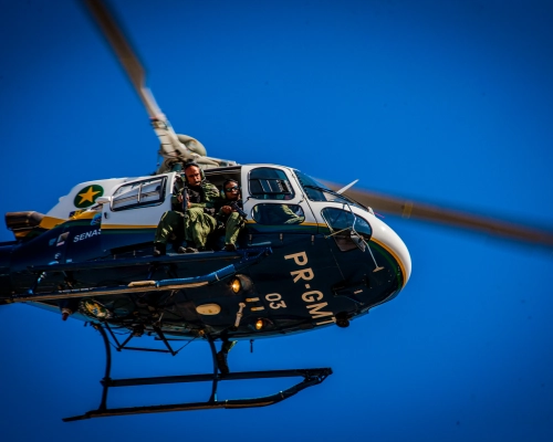 Avião de pequeno porte faz pouso de emergência e é resgatado pelo Ciopaer